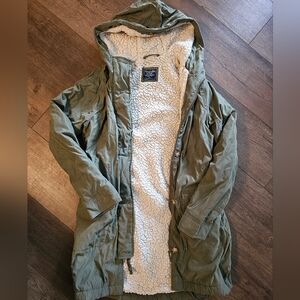 Abercrombie & Fitch Coat